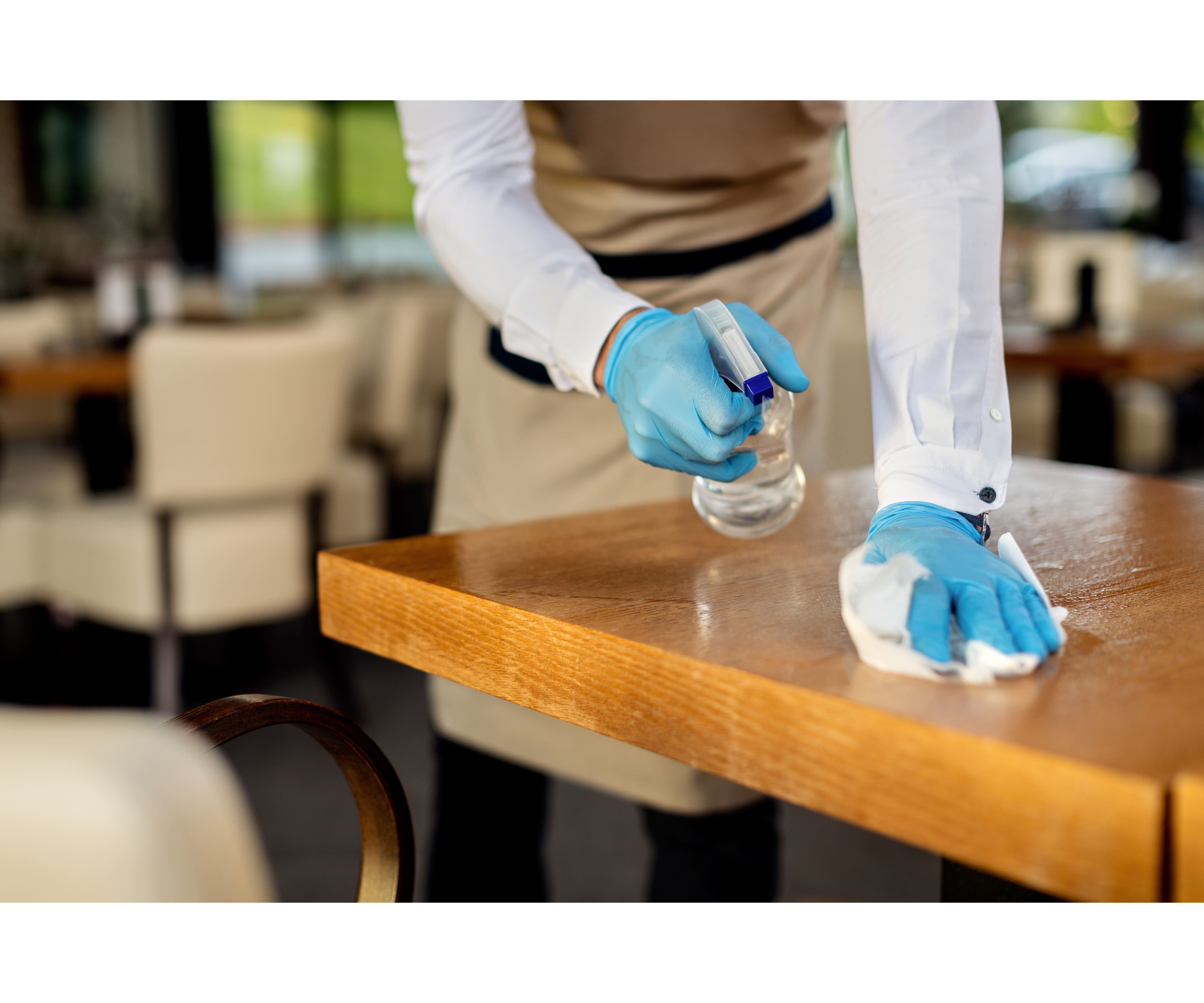 ¿Qué tipos de desengrasantes necesita un restaurante según su zona de trabajo?